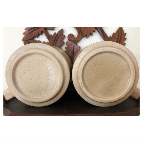 Vintage Boho Stoneware Mugs - Picture 4 of 10